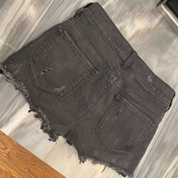 Express Mid-rise Jean Shorts - Picture 7 of 8